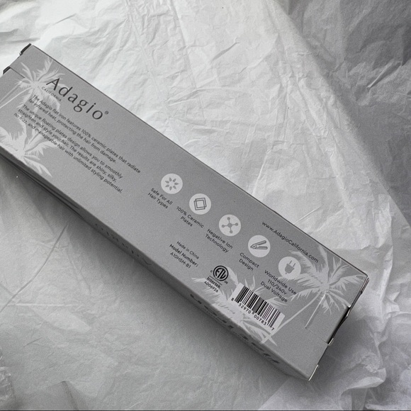 New In box ! ADAGIO FLAT IRON NOT SO MIMI NIB - Picture 9 of 13